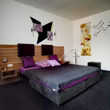 Exakt Holding Hotel Tulln An Der Donau Exterior foto