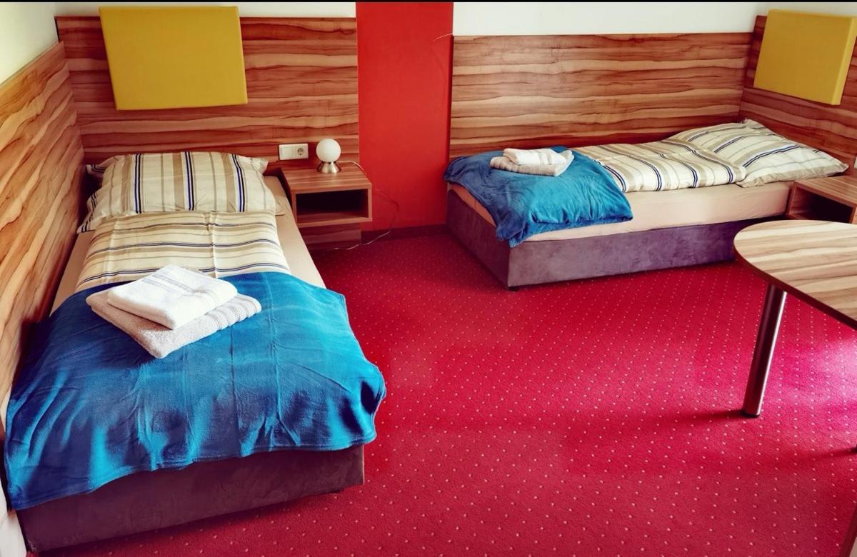Exakt Holding Hotel Tulln An Der Donau Exterior foto