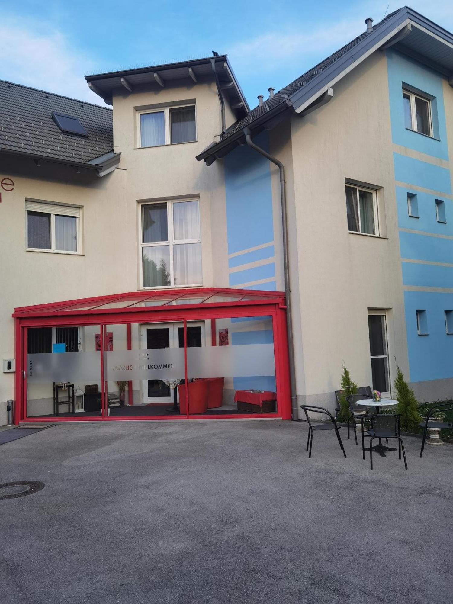 Exakt Holding Hotel Tulln An Der Donau Exterior foto